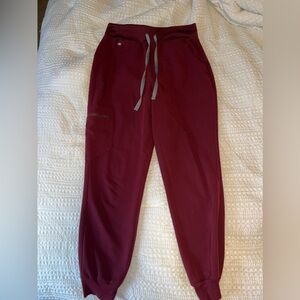Burgundy figs Zamora joggers